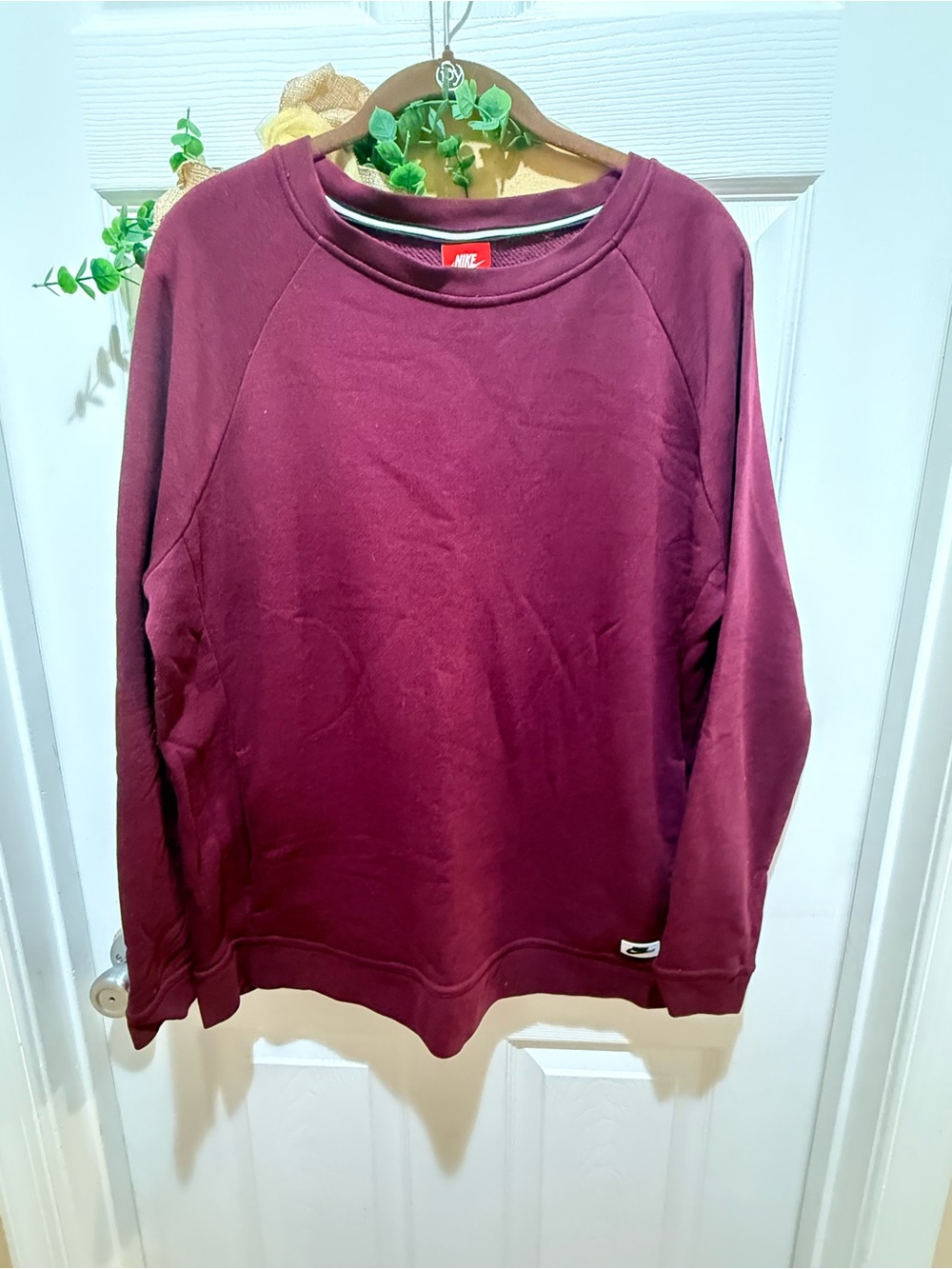 Nike Women’s Crewneck Sweatshirt - Burgundy Maroon